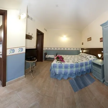 Lantgård Lanterna Rossa *
